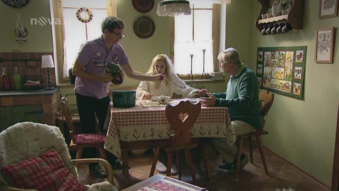 Syndrom českých premiérů: Opustí svou ženu, najdou si novou a (někteří) zplodí i dítě