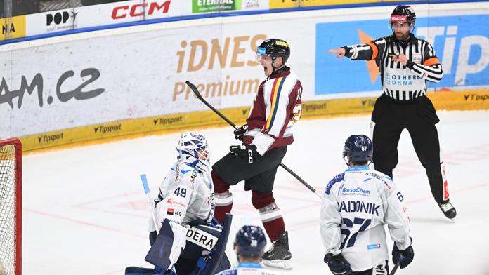 Spartu spasil v prodloužení Krejčík. Proti Vítkovicím přišla o čtyřgólové vedení