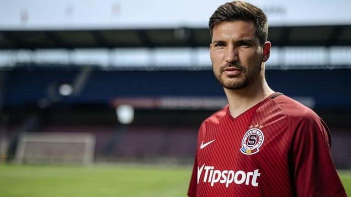 Sparta poslala Trávníka na hostování. Záložník bude hrát v Turecku