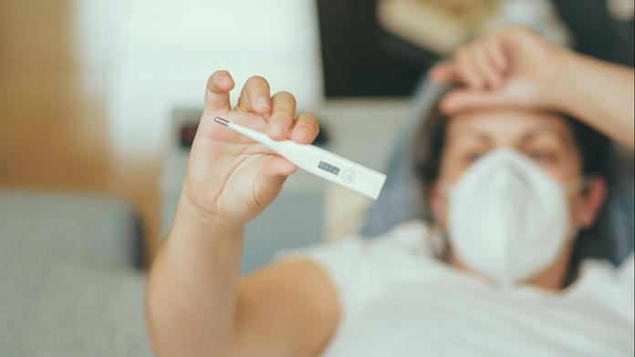 Varianta covidu Frankenstein se rychle šíří. Virolog vysvětlil její děsivý název