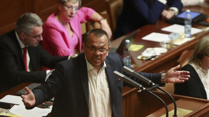 Rozbroje v sociální demokracii! Foldyna by podpořil i vládu bez ČSSD