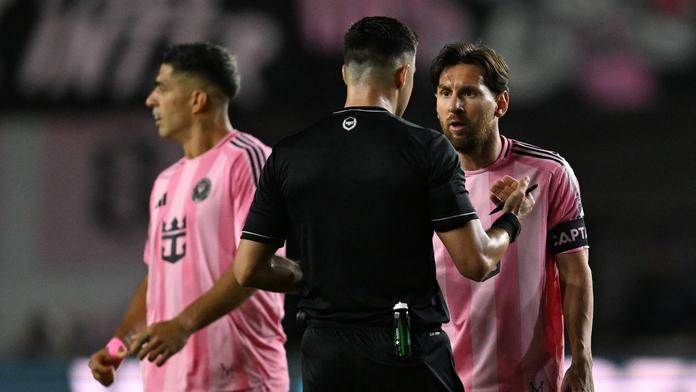V zámoří potrestali Messiho, v zápase MLS chytil trenéra soupeře za krk