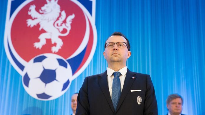 Problém pro Fotbalovou asociaci: Po soudním líčení je v exekuci!