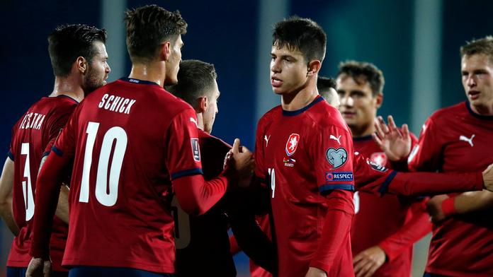 Česko si připsalo důležitou výhru nad Běloruskem, trefil se Schick a Hložek