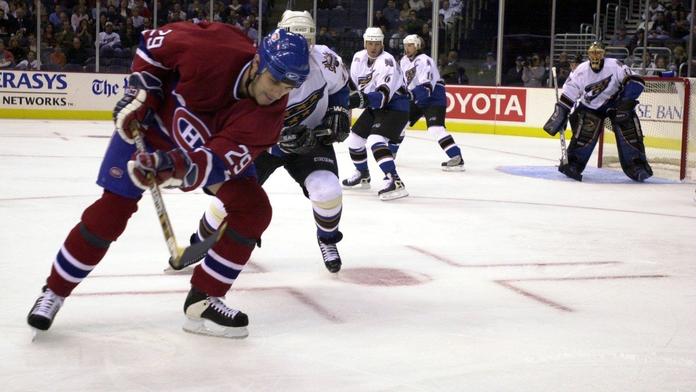 V NHL chránil Bureho. Pak překonal smrt a má šanci dál žít!