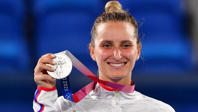 Vondroušová si odváží stříbro, dramatické finále vyhrála Švýcarka