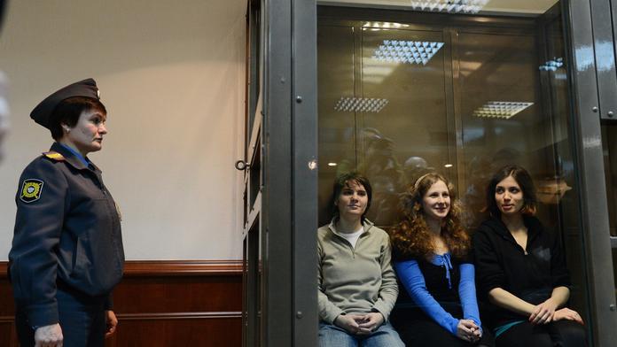 Pussy Riot dostaly od Ruska téměř milion, vězněné byly neprávem