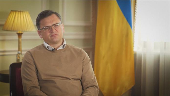 Kuleba: Zakažte ruskou televizi! Putinův ministr prý lže o "špinavé bombě"