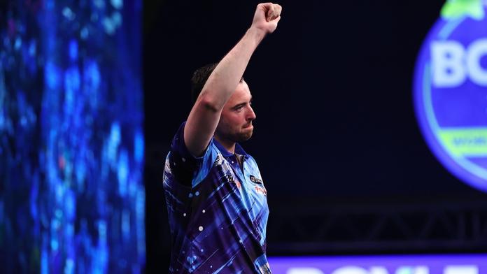 Price vedl už 3:0, přesto finále ztratil. Humphries ovládl World Grand Prix