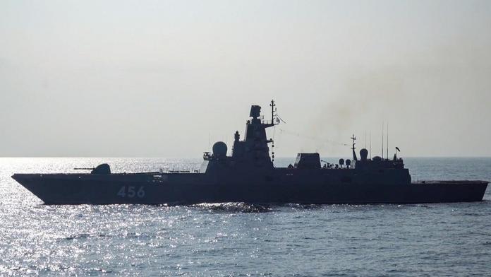 Britská armáda zachytila ruskou válečnou loď. Pohybovala se blízko hranic NATO