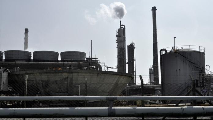 Ukrajina zabavila oligarchům průmyslové podniky. Nejde o vyvlastnění, tvrdí vláda