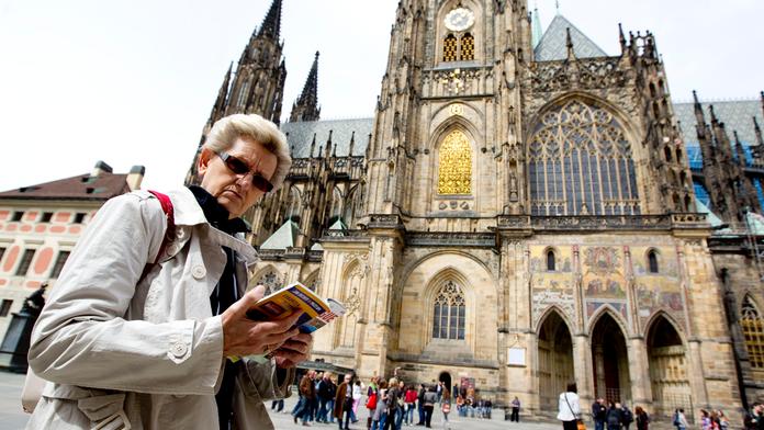 Které metro jezdí do Karlových Varů? Nej dotazy turistů v Praze