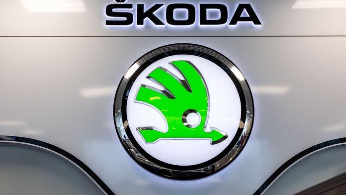 Strojírny Škoda prodaly okřídlený šíp boleslavské automobilce. Ta jim značku zatím půjčí