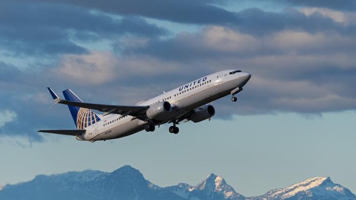 Šok po přistání. Boeingu upadl za letu kus trupu, nikdo si toho nevšiml