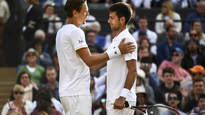 Berdych v obležení gratulací! Přání dostal od Djokoviče či Čiliče