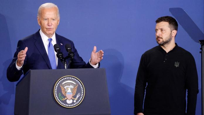 Joe Biden a Volodymyr Zelenskyj na summitu NATO ve Washingtonu D.C., 12. 7. 2024