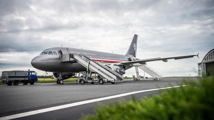 Změňte pravidla repatriačních letů, žádají cestovky vládu. Jsou prý nefér