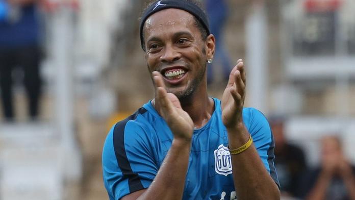 Hledají si dobré bydlo? Politikem se touží stát i Ronaldinho!
