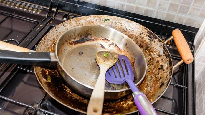 Připečené tuky, špína v láhvi? Nadšenci odhalují triky, jak na to