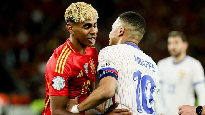 Mbappé se zastal Yamala: Nechte ho na pokoji, v osmnácti dělá chyby každý