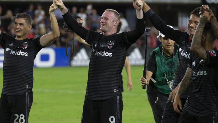 Přišel, nahrál, vyhráli! Rooney při premiéře v MLS zářil
