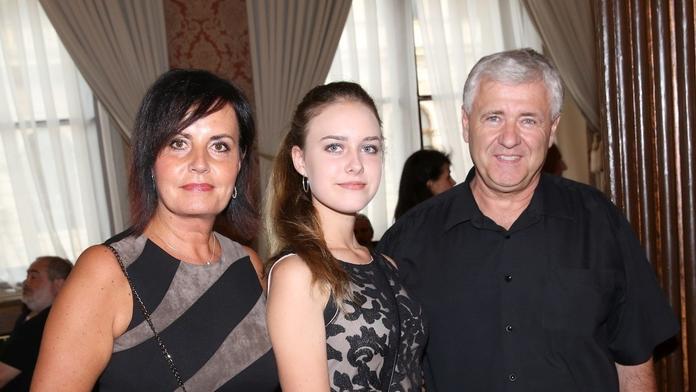Eva a Vašek s dcerou