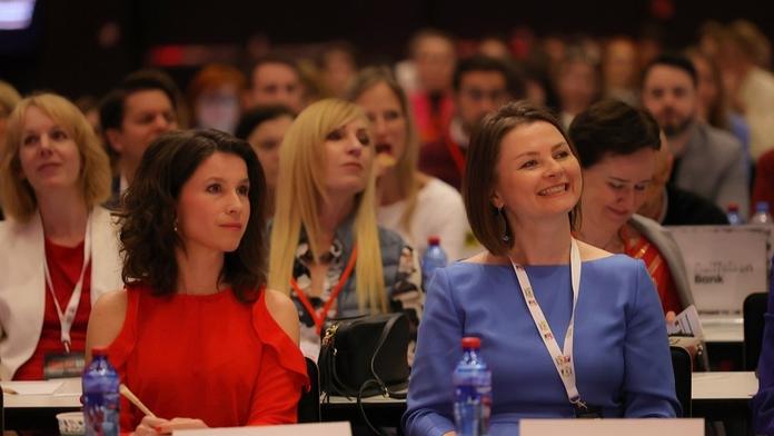 Blíží se den žen. Na rozdíly ve mzdách mezi pohlavími upozorňuje Equal Pay Day