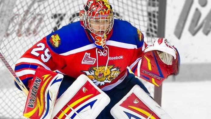Do NHL míří další český gólman! Colorado podepsalo Willa