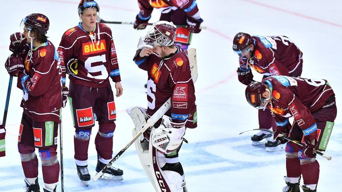 Děravá Sparta: Pražané se topí v krizi, Krupp neví, co s obranou