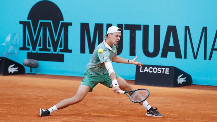 Menšík postoupil v Umagu do semifinále. Soupeři nadělil kanára