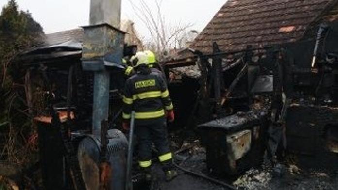 Požár ve Strunkovicích
