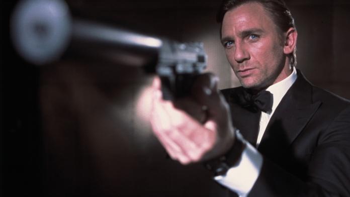 Ekologický 007. Už i James Bond přesedne do elektromobilu!