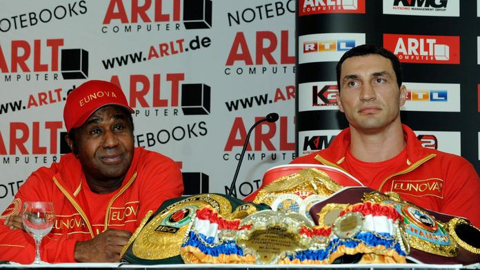 Vladimir Kličko se bojí o trenéra, Manny Steward má rakovinu