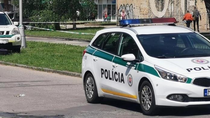 Záhadná smrt v Bratislavě: Teprve 15letou dívku našli mrtvou ve vaně