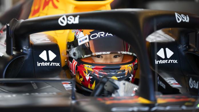 Júki Cunoda v monopostu Red Bull