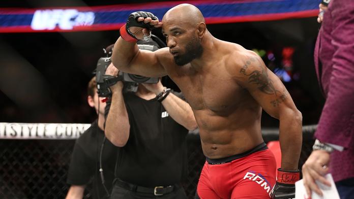 Whittaker dokázal přes zranění porazit postrach středních vah!