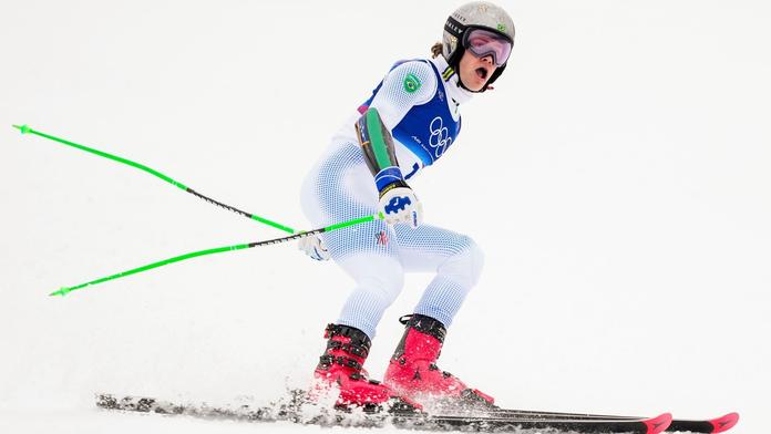 Historicky první zlato ze zimní olympiády pro Brazílii. Cinkla v obřím slalomu