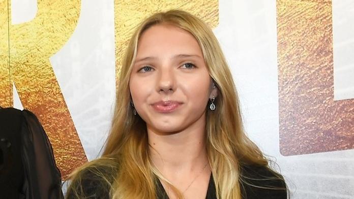 Nelly Gottová slaví. Nejmladší dcera legendárního Slavíka má osmnáctiny