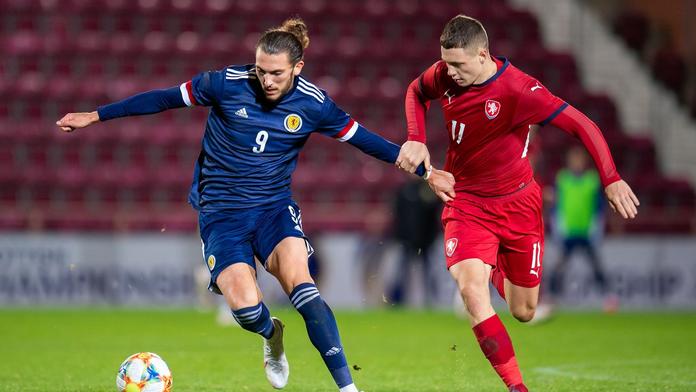Fotbalisté se posunuli na 42.místo! Při losu budou v třetím koši