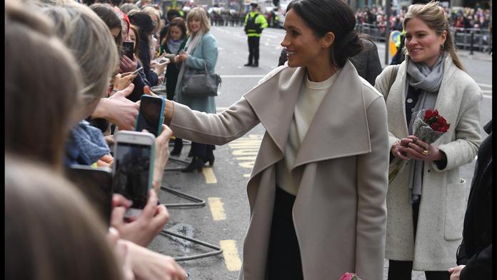Je Meghan tak nesnesitelná? Její tým opouští už třetí asistentka!