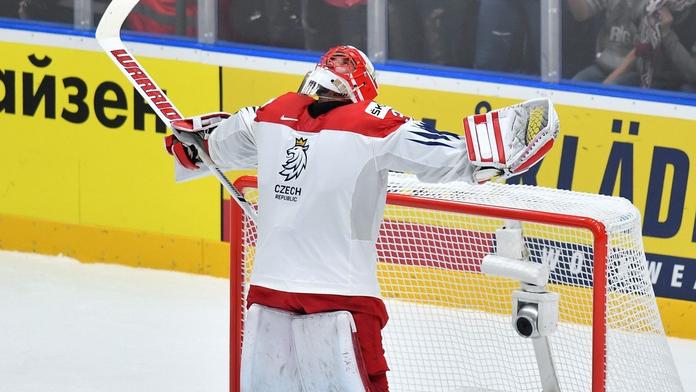 Překvapení před bojem o bronz! Chytat bude Šimon Hrubec