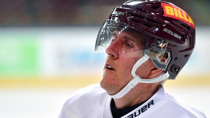 Překvapení ve Spartě! Útočník Kvapil skončil den před startem extraligy