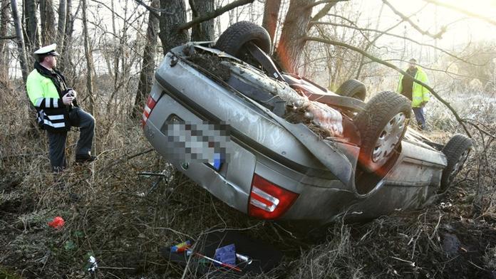 Pozor na náledí! Ráno na Svitavsku při nehodě zemřela žena