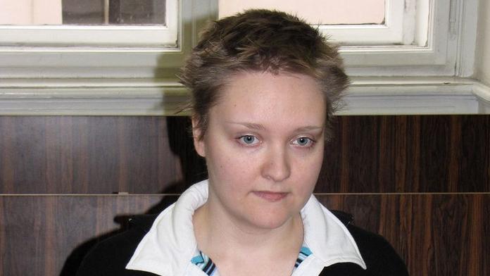 Ruska zabila svou spolubydlící. Soud v Praze jí potvrdil 13letý trest