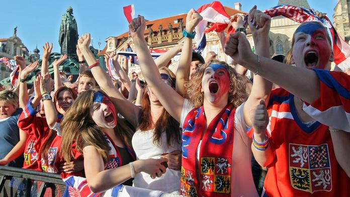 Fanoušci poničili O2 arénu. Hopsání a pokřik stál 150 milionů