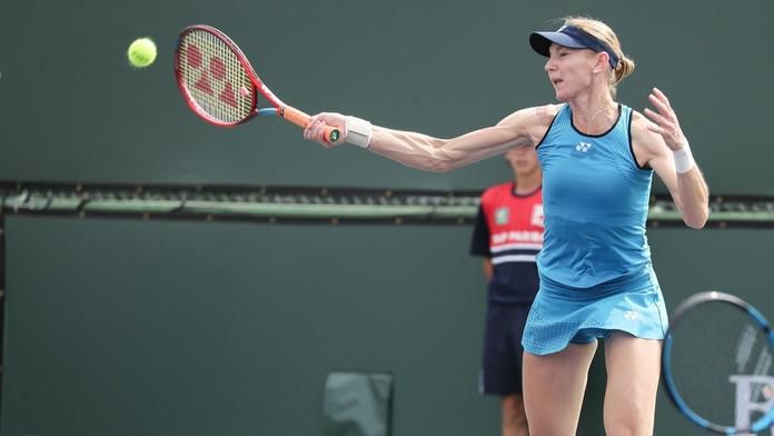 Unavená a vyčerpaná Voráčová vypráví. Djokovič si to prý řešil po vlastní ose