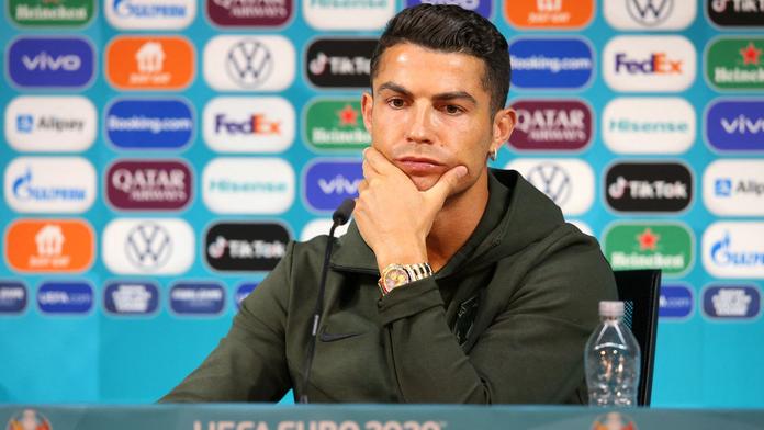 Cristiano Ronaldo na tiskové konferenci