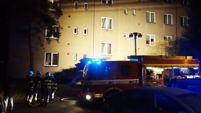 Muž zemřel při požáru v bytě, našli ho v posteli