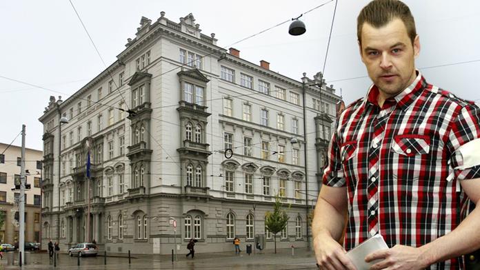Jsou všichni podjatí? Kauzu Kramný vzdali další tři soudci