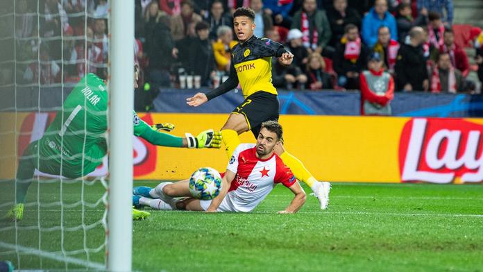 Slavia slavného soupeře tlačila, Dortmundu ale gól nedala a padla